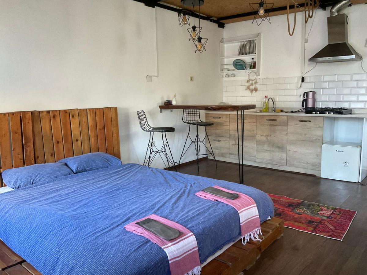The Hub Hostel Istanbul Bagian luar foto