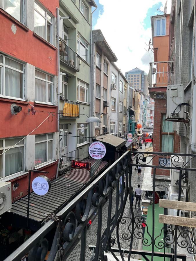 The Hub Hostel Istanbul Bagian luar foto